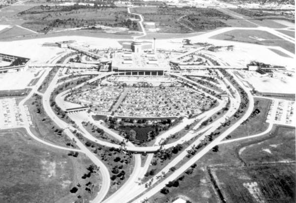 Aerial view of Tampa International Airport