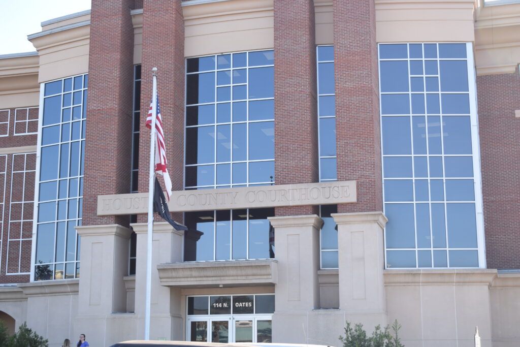 View of downtown Dothan, Alabama near the former site of the Houston County Courthouse, showing the modern courthouse.